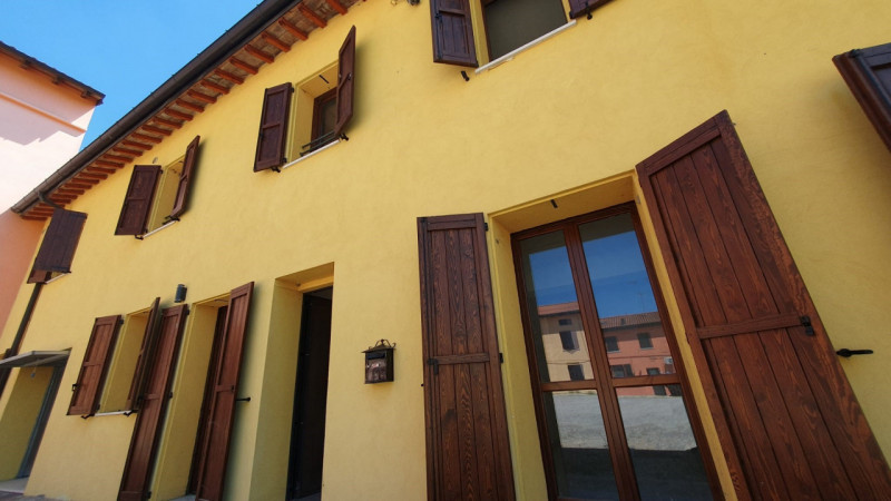 appartamento in vendita a Medolla in zona Villafranca
