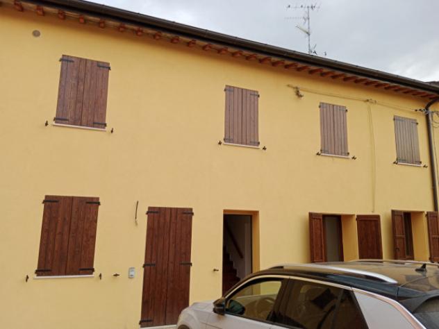 casa indipendente in vendita a Medolla in zona Villafranca