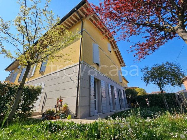 casa indipendente in vendita a Medolla