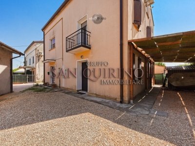 casa semindipendente in vendita a Medolla
