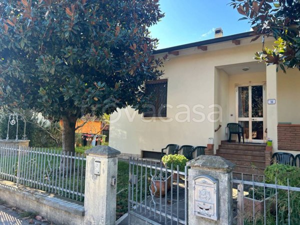 casa indipendente in vendita a Medolla