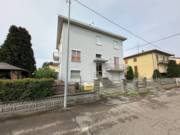 casa indipendente in vendita a Medolla