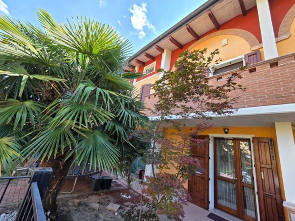 casa indipendente in vendita a Medolla