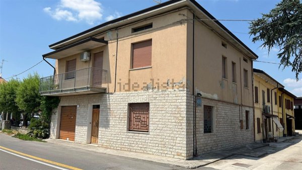 appartamento in vendita a Medolla