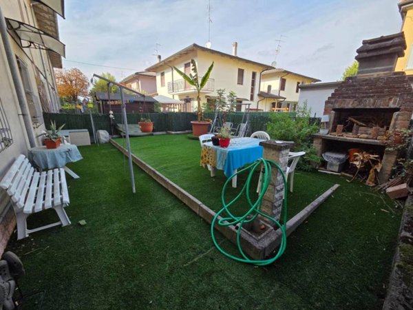 casa indipendente in vendita a Medolla