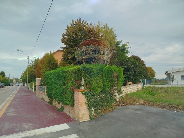 casa indipendente in vendita a Medolla