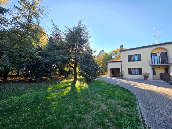 casa indipendente in vendita a Medolla