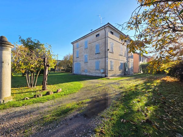 casa indipendente in vendita a Medolla