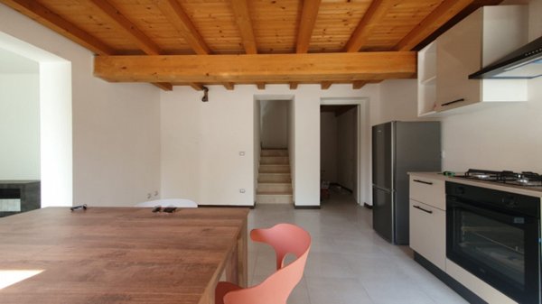 casa semindipendente in vendita a Medolla