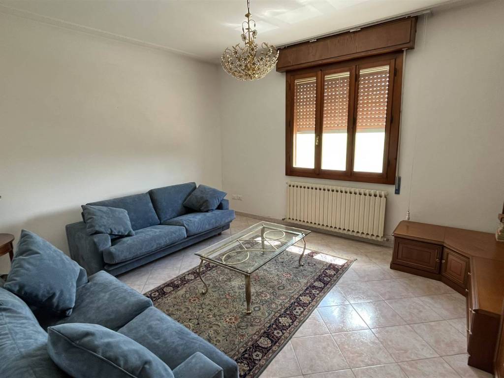 casa indipendente in vendita a Medolla in zona Villafranca