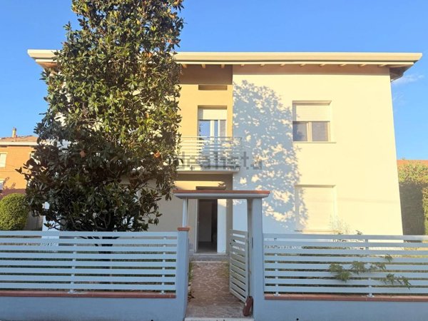 casa indipendente in vendita a Medolla