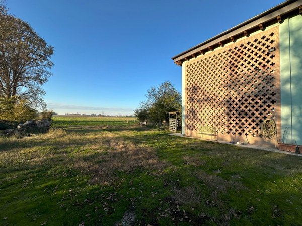 casa semindipendente in vendita a Medolla