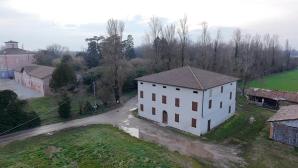 casa indipendente in vendita a Medolla