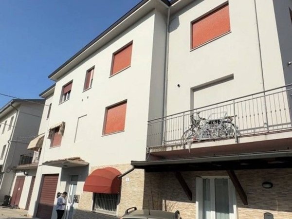 appartamento in vendita a Medolla