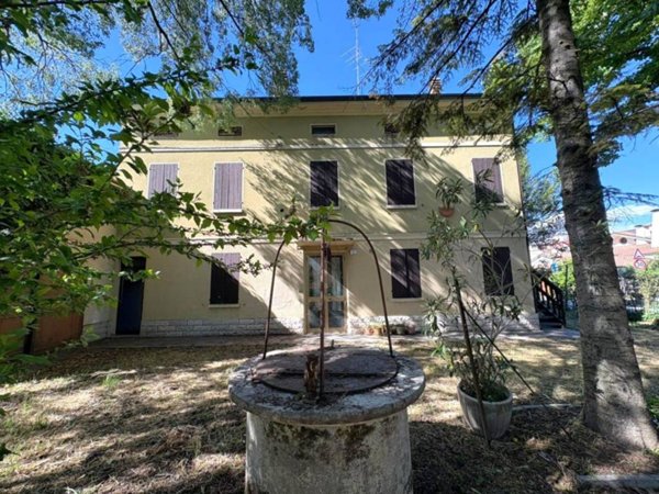 casa indipendente in vendita a Medolla