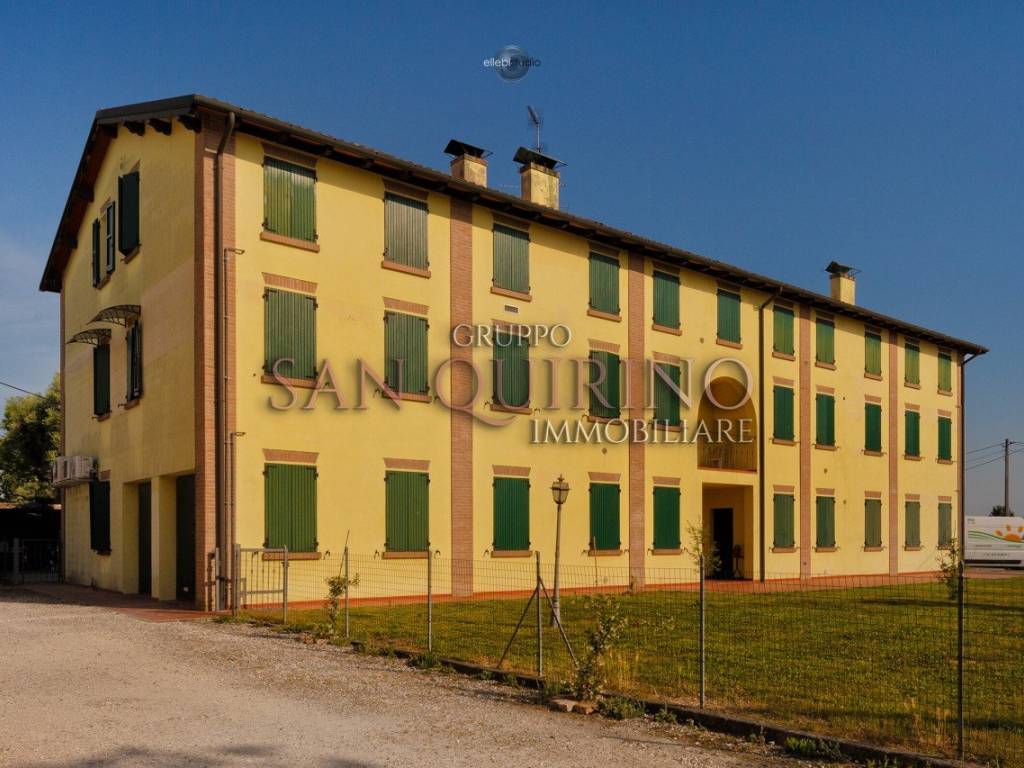 appartamento in vendita a Medolla in zona Villafranca