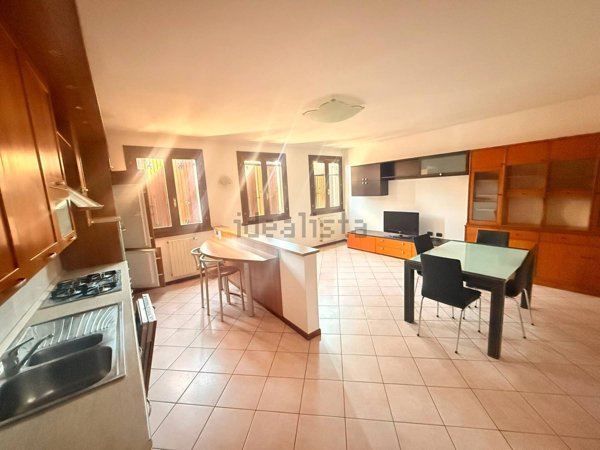 appartamento in vendita a Medolla in zona Camurana