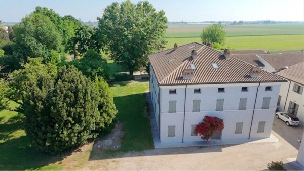 appartamento in vendita a Medolla in zona Villafranca
