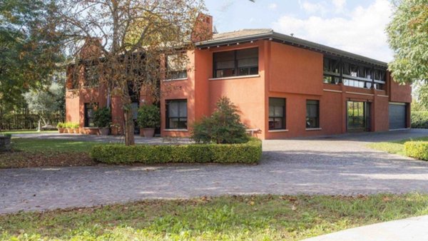 casa indipendente in vendita a Medolla in zona Villafranca