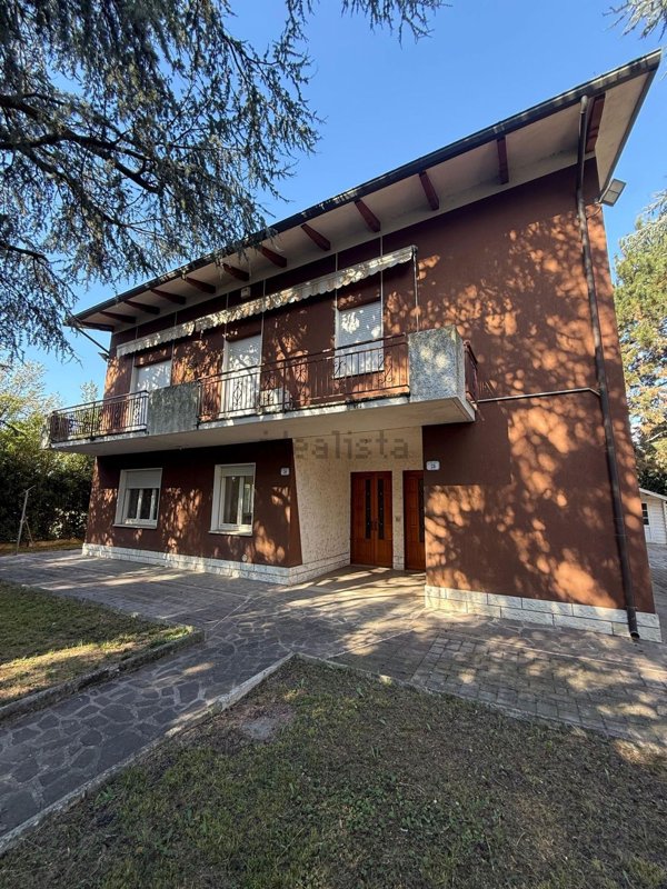 casa indipendente in vendita a Medolla