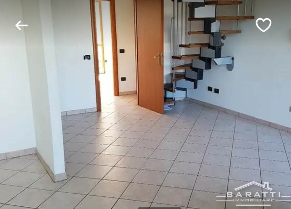 appartamento in vendita a Mirandola in zona Tramuschio