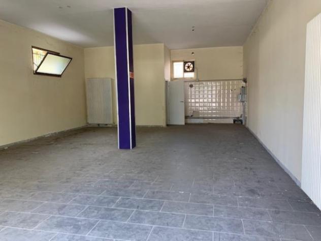 negozio in vendita a Mirandola