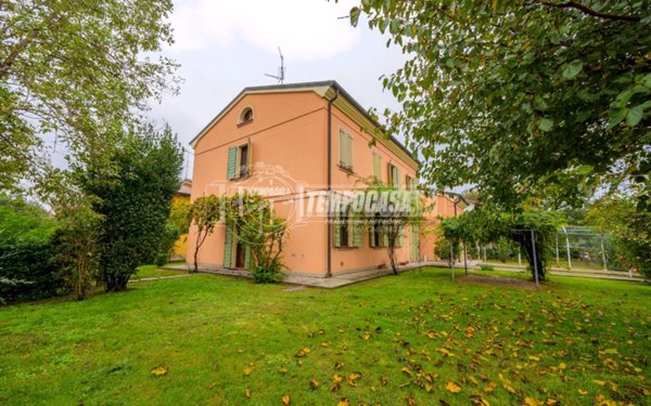casa indipendente in vendita a Mirandola