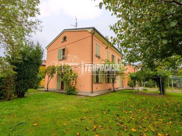 casa indipendente in vendita a Mirandola
