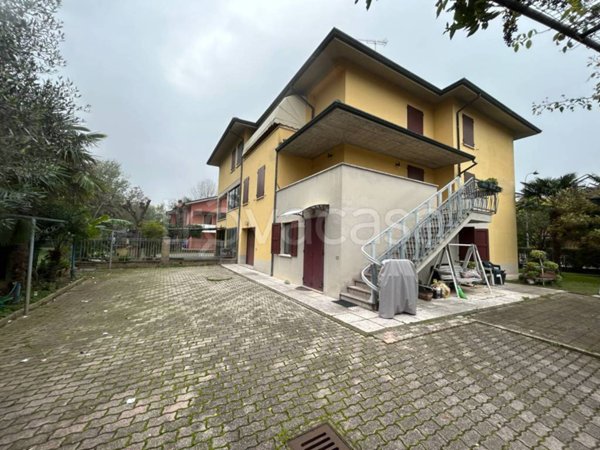 casa indipendente in vendita a Mirandola