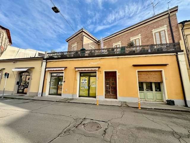 intera palazzina in vendita a Mirandola