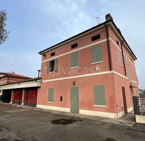 casa indipendente in vendita a Mirandola