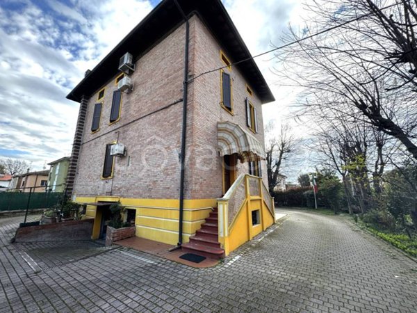 casa indipendente in vendita a Mirandola