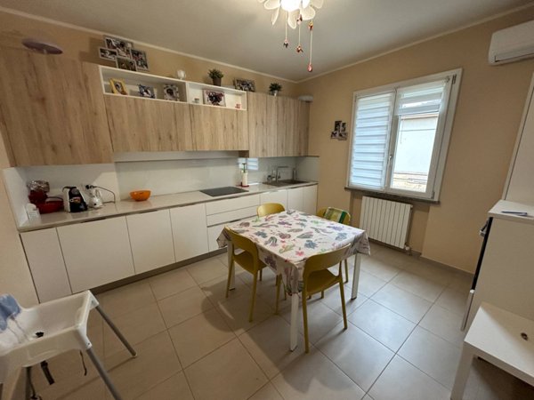 casa indipendente in vendita a Mirandola