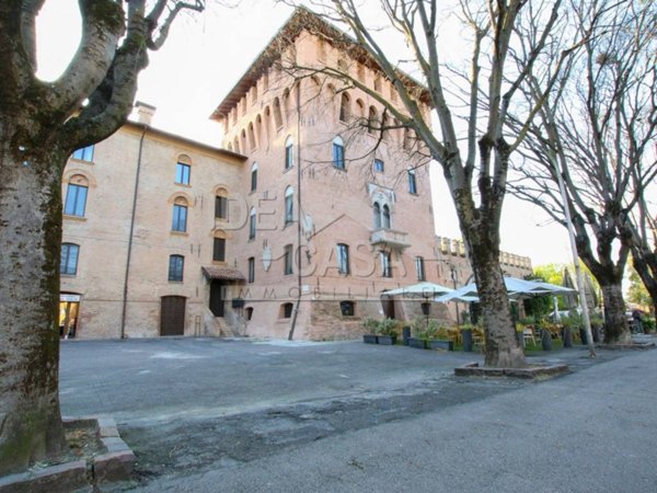 ufficio in vendita a Mirandola