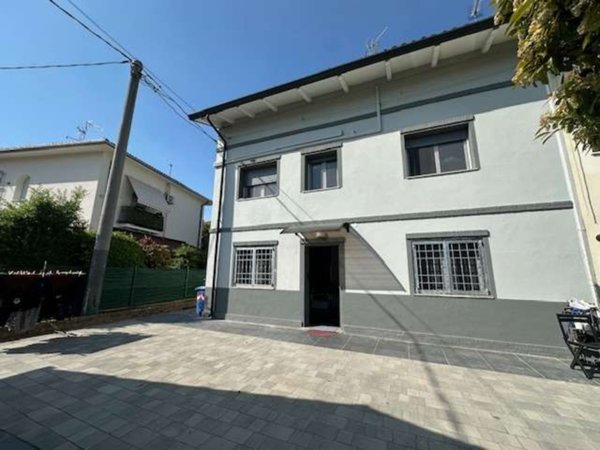 appartamento in vendita a Mirandola