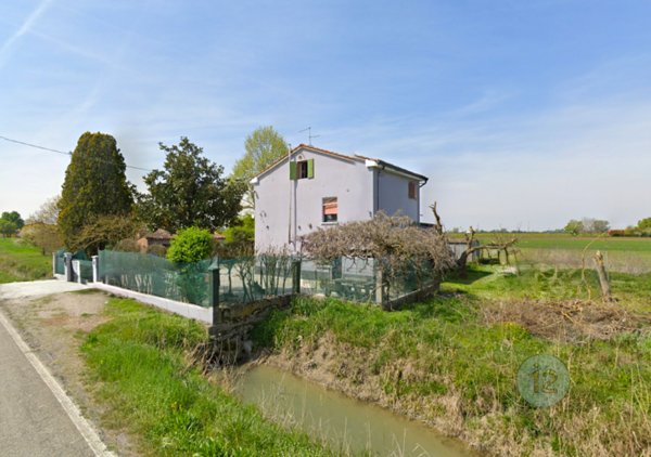 casa indipendente in vendita a Mirandola in zona Carano