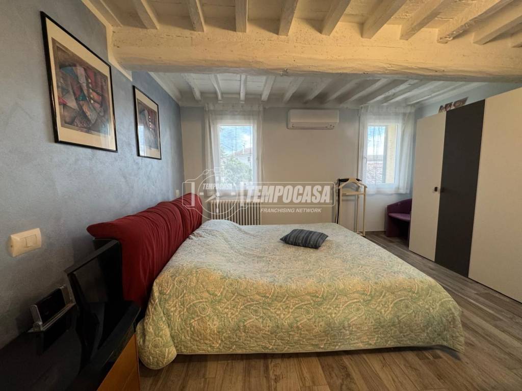 casa indipendente in vendita a Mirandola