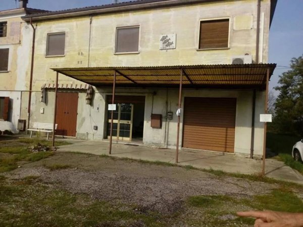 appartamento in vendita a Mirandola in zona Gavello