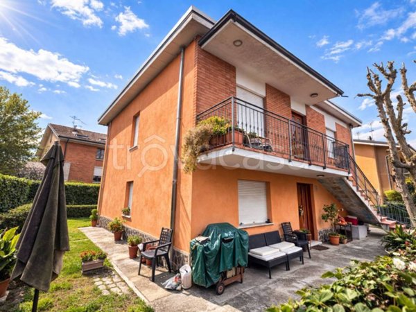 casa indipendente in vendita a Mirandola