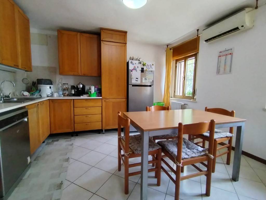 casa indipendente in vendita a Mirandola