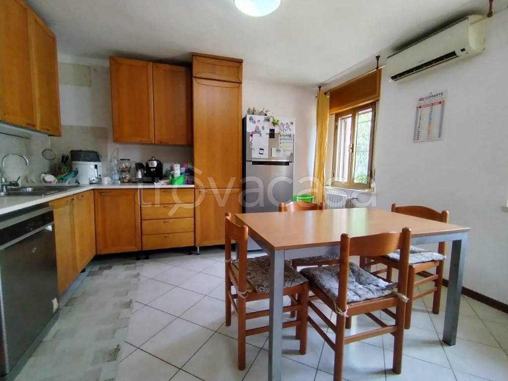 casa indipendente in vendita a Mirandola
