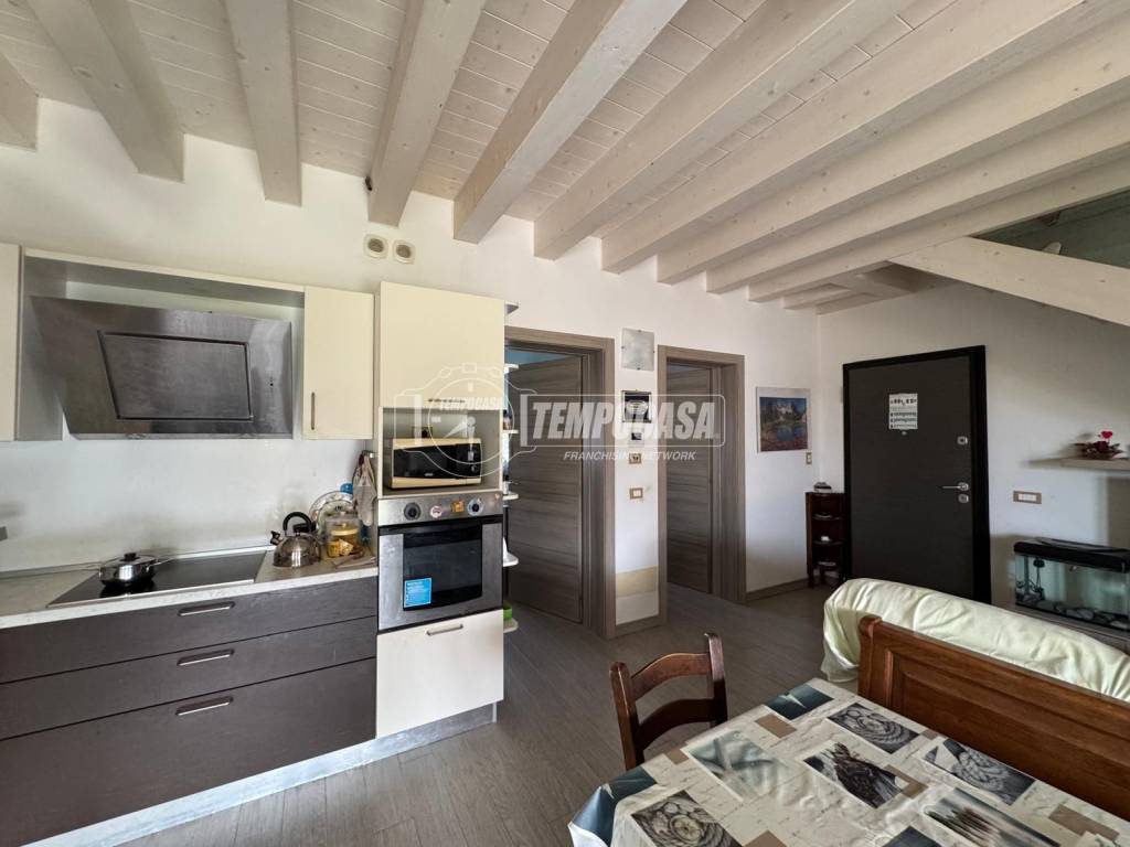 casa indipendente in vendita a Mirandola in zona Gavello