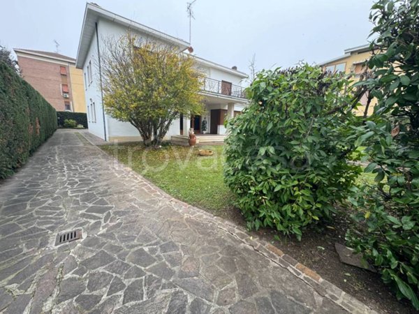 casa indipendente in vendita a Mirandola