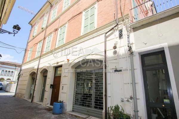 ufficio in vendita a Mirandola
