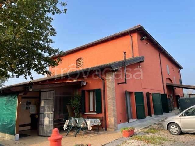 casa indipendente in vendita a Mirandola