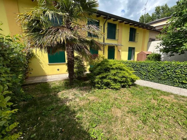 casa indipendente in vendita a Mirandola