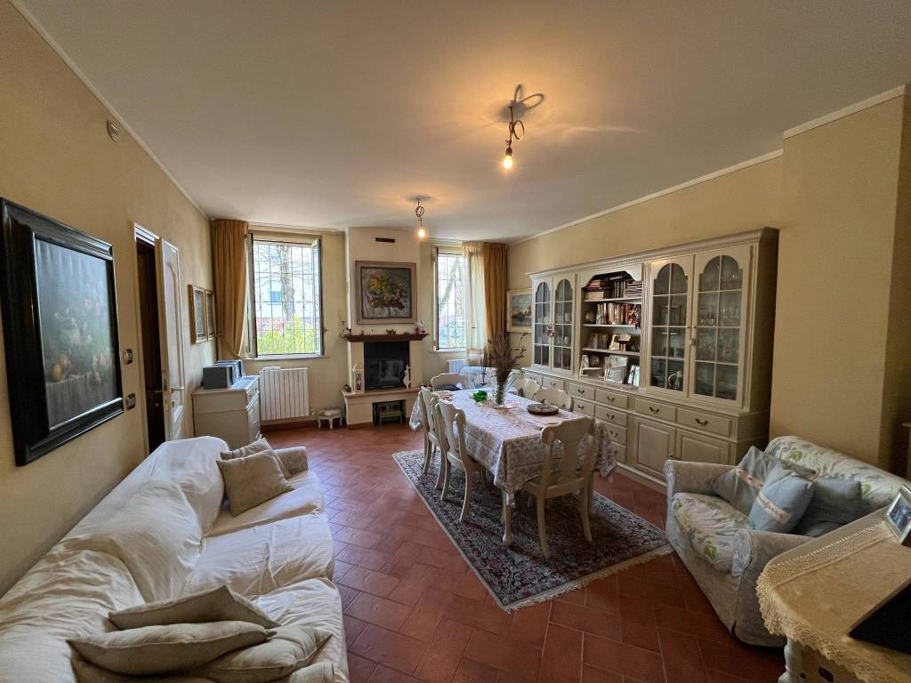 casa indipendente in vendita a Mirandola