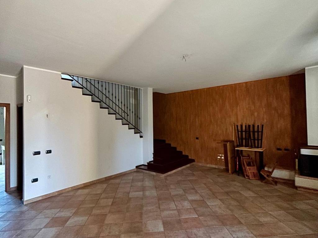 casa indipendente in vendita a Mirandola