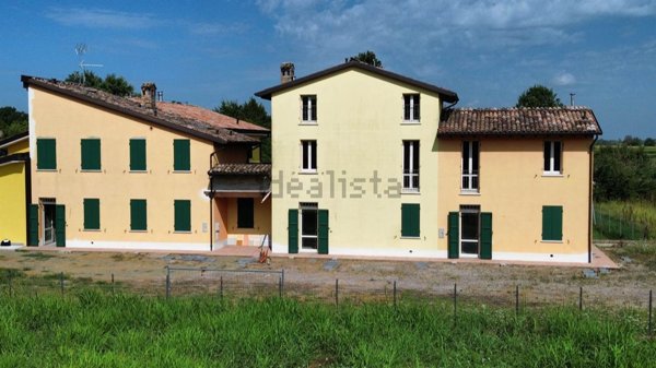 casa indipendente in vendita a Mirandola