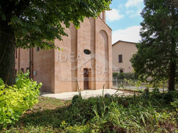 casa indipendente in vendita a Mirandola
